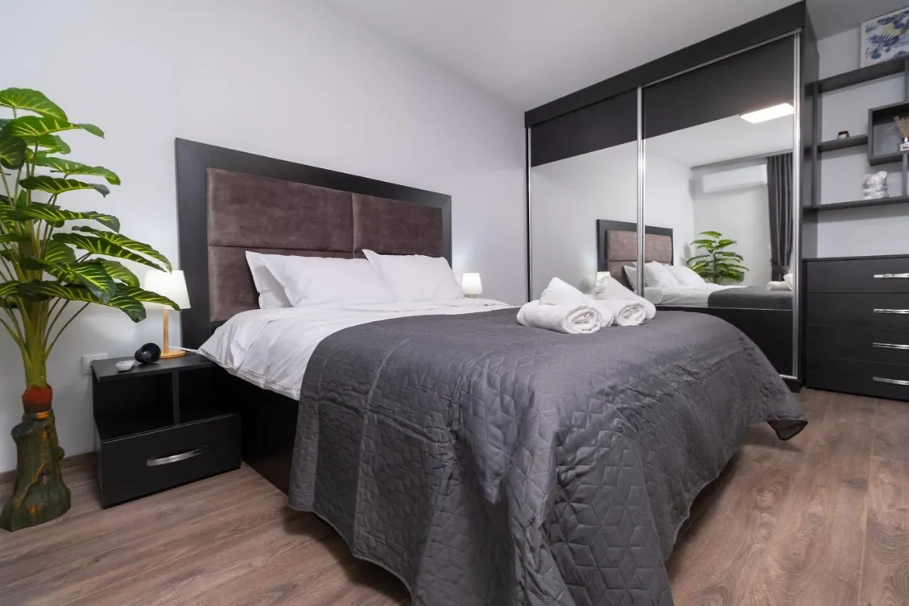 Chic 1Br Apartment With Balcony In Plovdiv